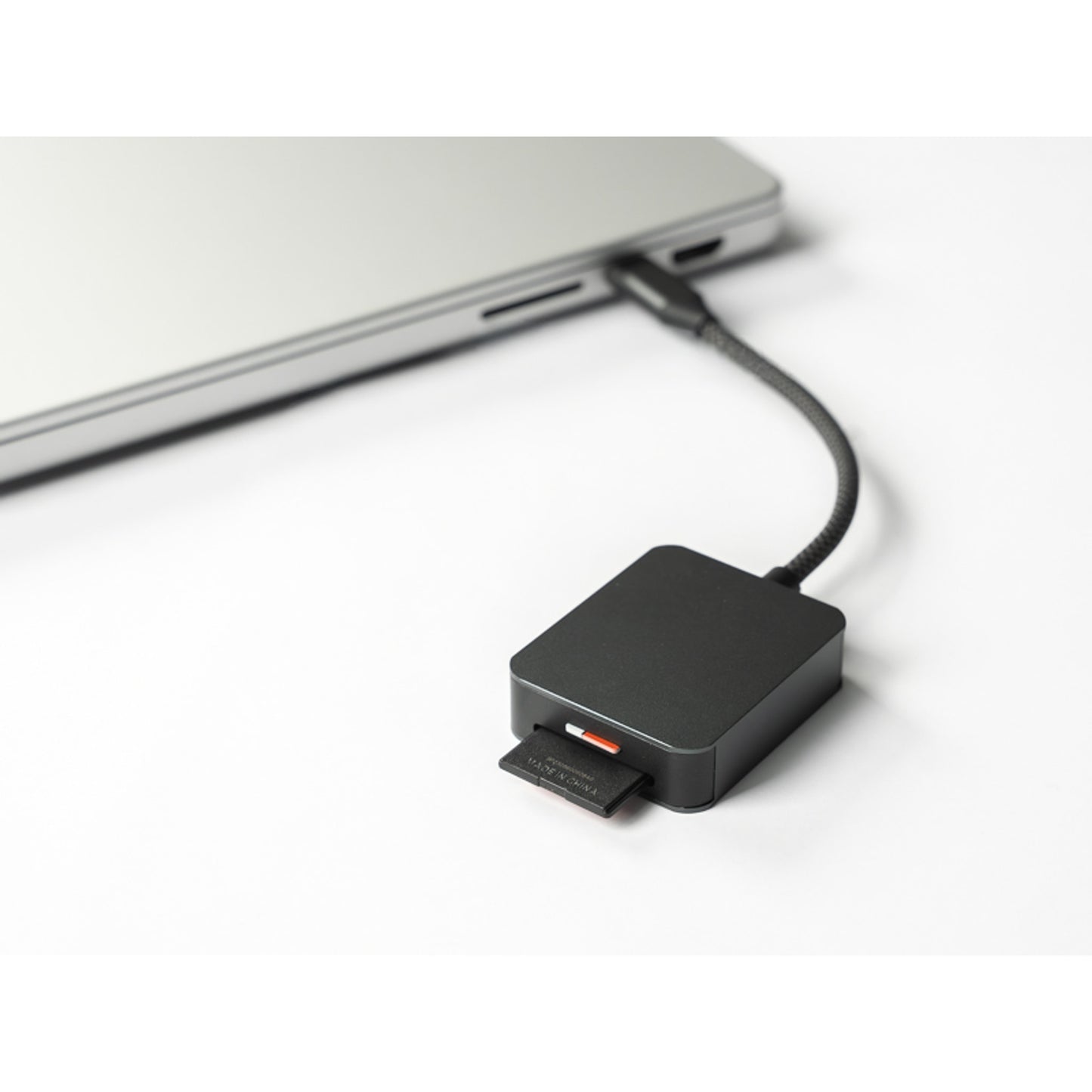 D1 Labs High-Speed SD Card Reader D1L-ACSDCR-V2 product image 6