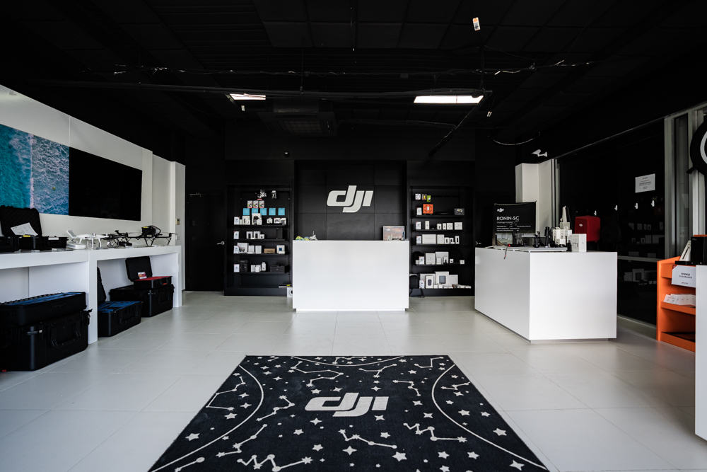 DJI STORE - Which ones are genuine? 